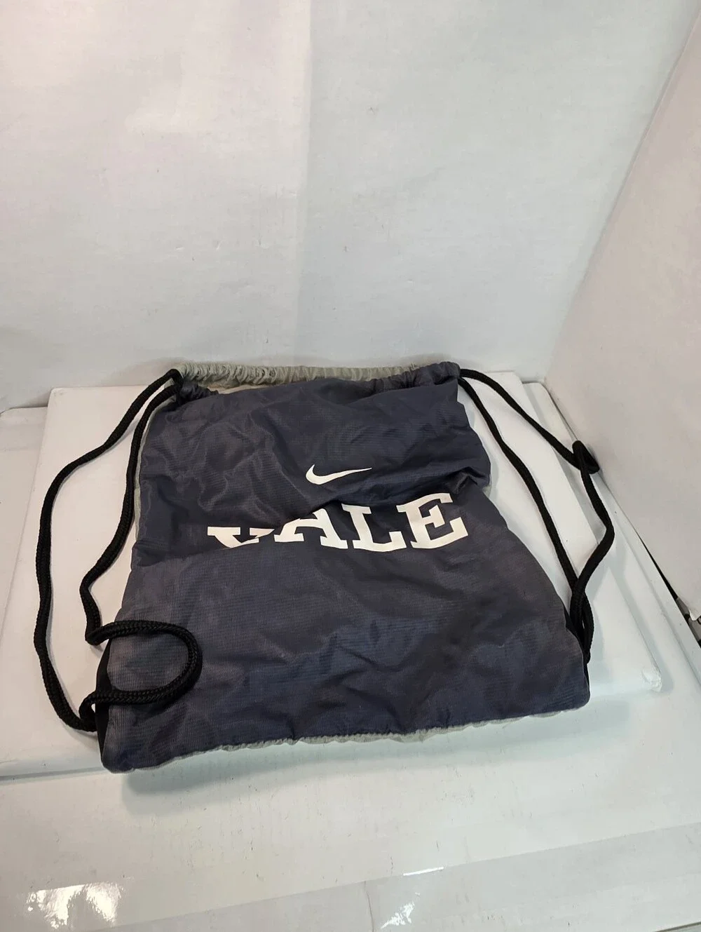 Yale Bulldogs MSCT 800B Nike Drawstring Backsack